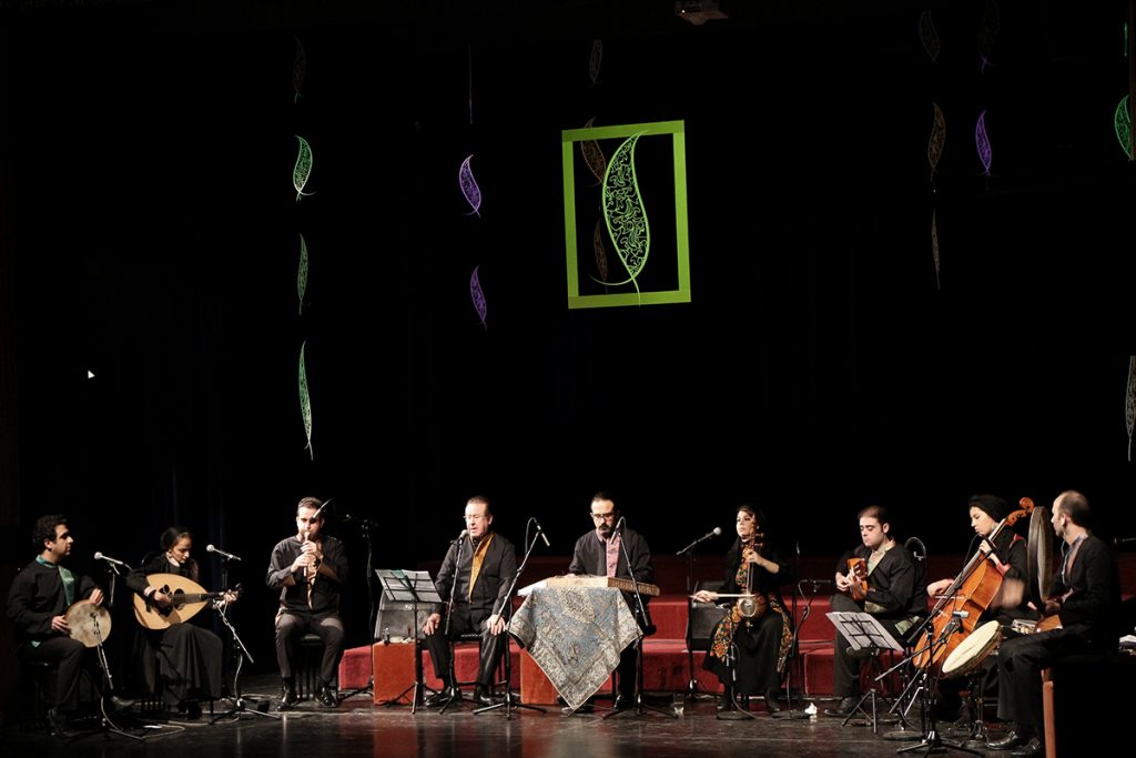 گزارش تصویری کنسرت گروه چهارباغ در فرهنگسرای نیاوران – عکاس: طلیعه خردمند