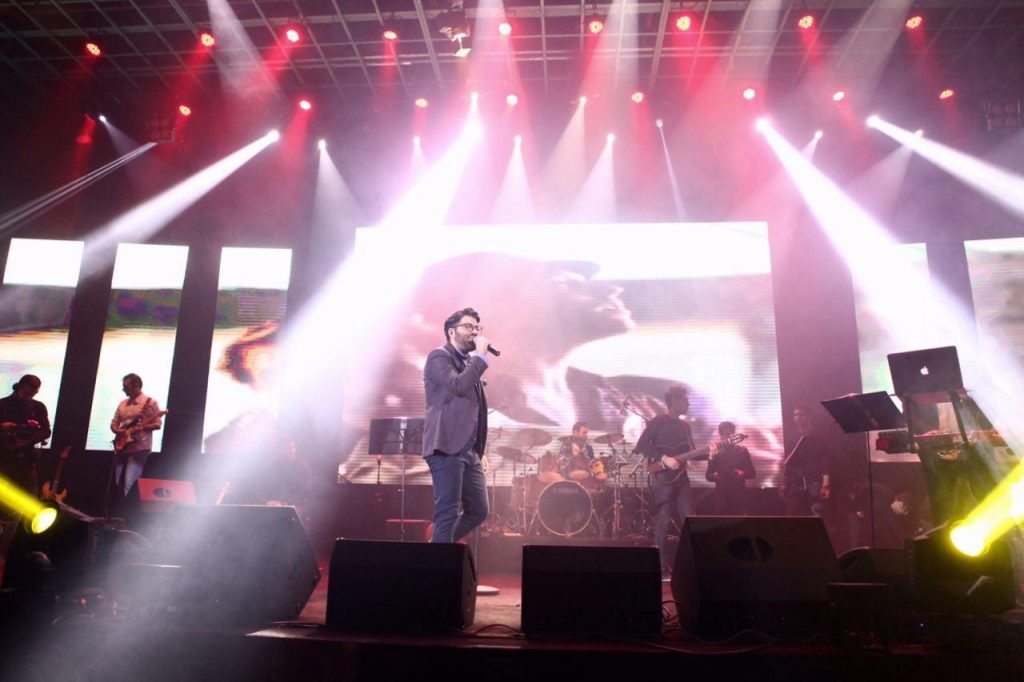 گزارش تصویری کنسرت حامد همایون در میلاد نمایشگاه – عکاس: امیر خامنه