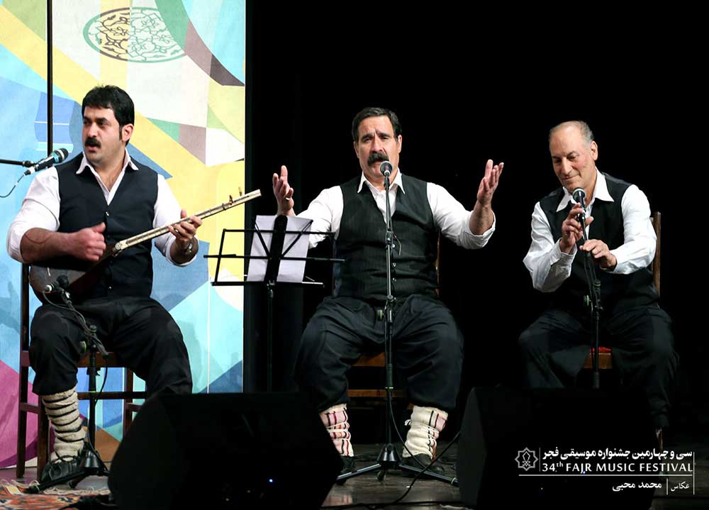 اجرای گروه کتول گلستان در سالن سوره حوزه هنری در روز پنجم جشنواره موسیقی