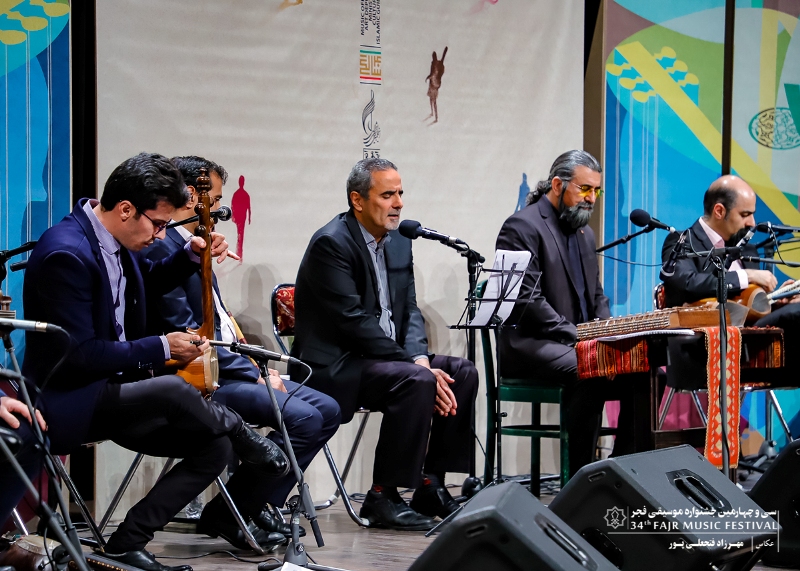 گزارش تصویری کنسرت همایون پرنیا – حسین پرنیا – فاضل جمشیدى در ایوان شمس