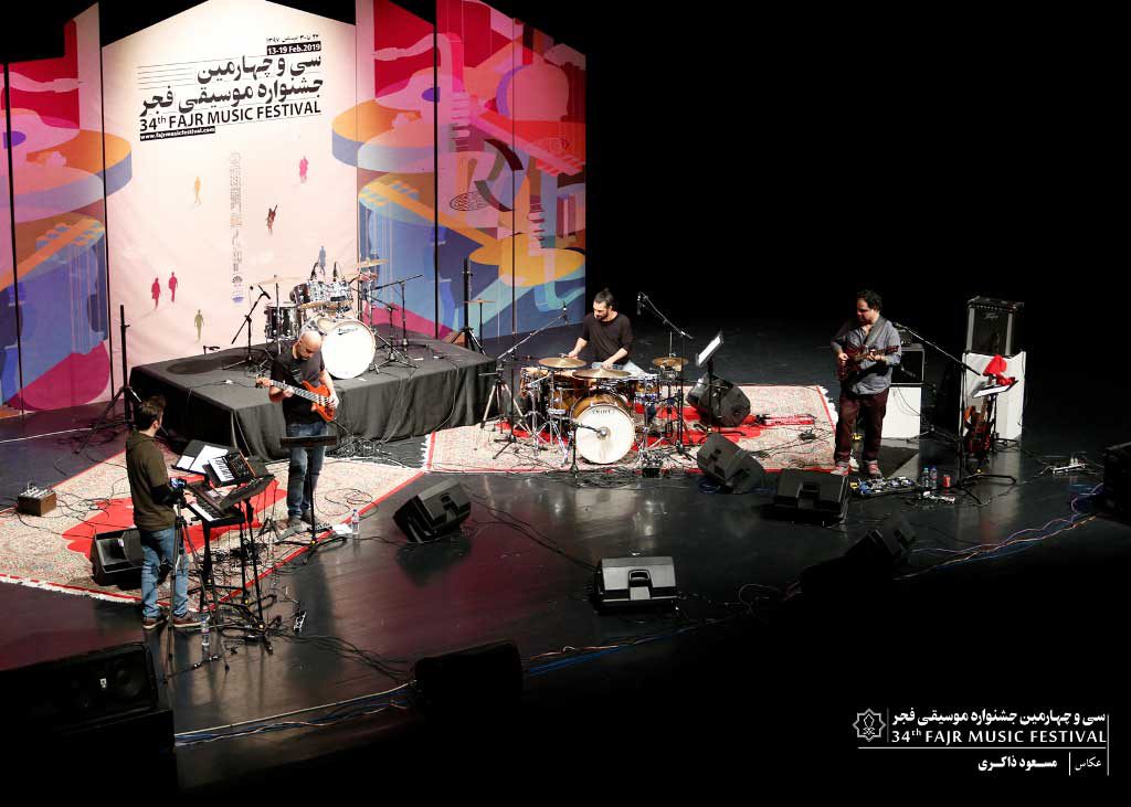 اجراهای گروه‌های تنور تریو و علی پرکار در سالن برج آزادی