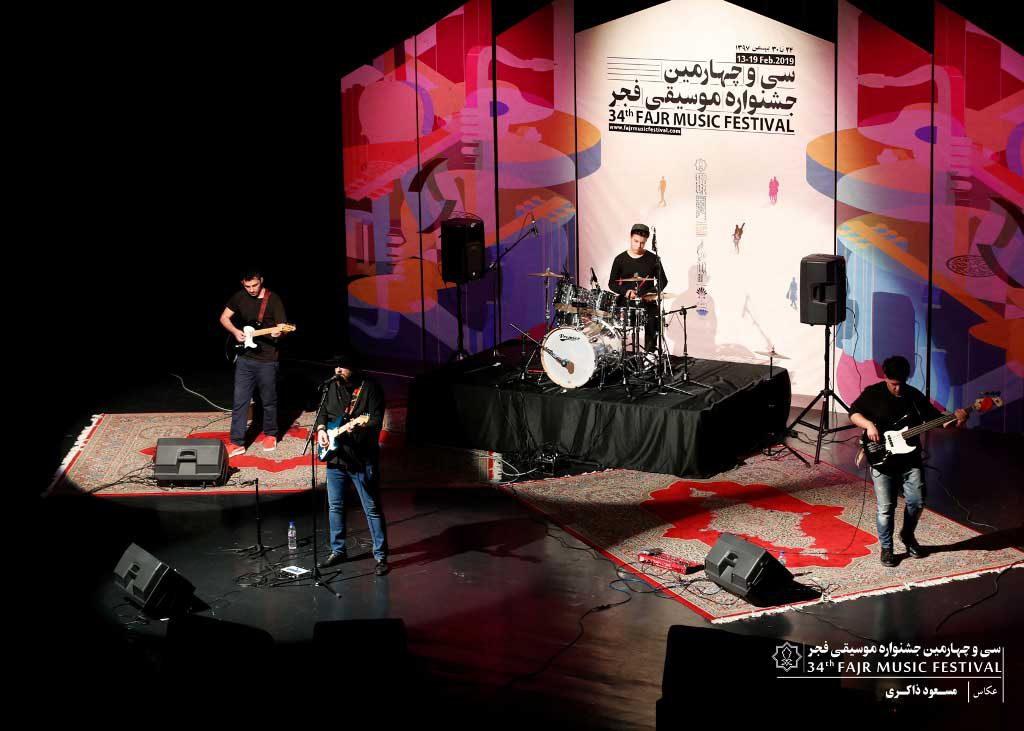 اجراهای گروه‌های تنور تریو و علی پرکار در سالن برج آزادی