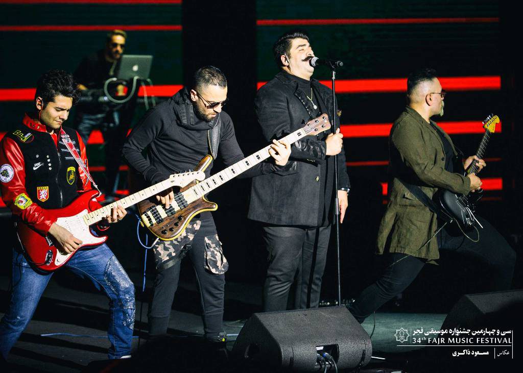 گزارش تصویری کنسرت بهنام بانی در شب اول جشنواره موسیقی فجر در برج میلاد