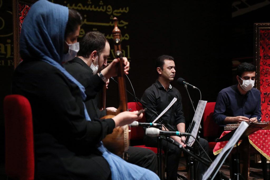 اجرای همنوازان چکاد/سی و ششمین جشنواره موسیقی فجر