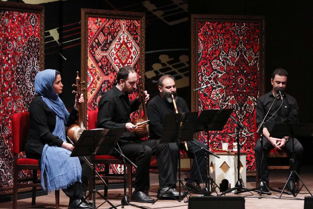 اجرای همنوازان چکاد/سی و ششمین جشنواره موسیقی فجر
