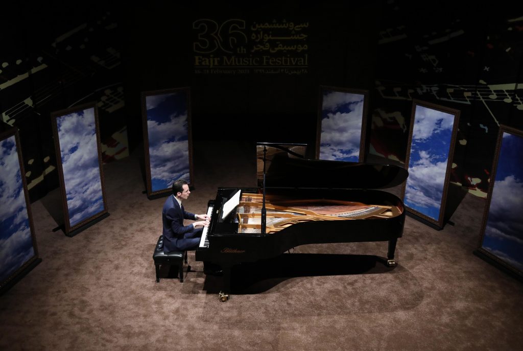 اجرای رسیتال پیانو(آلمان)/سی و ششمین جشنواره موسیقی فجر
