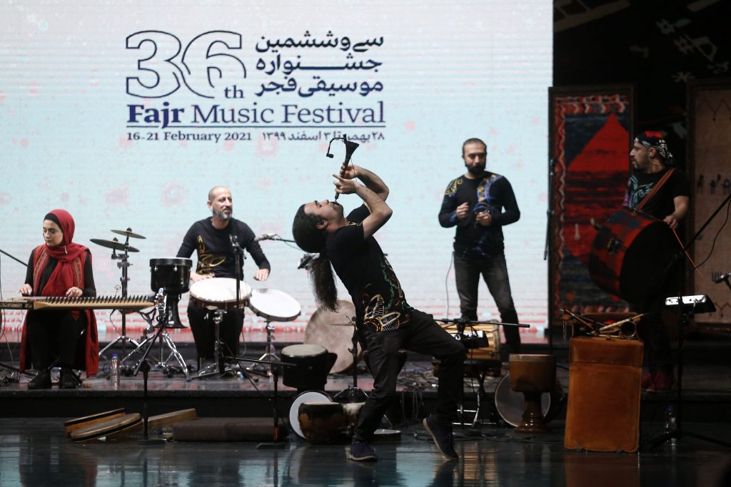 اجرای گروه رستاک/سی و ششمین جشنواره موسیقی فجر