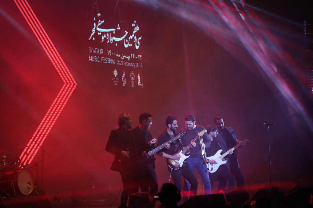 اجرای ماکان در سی و هفتمین جشنواره موسیقی فجر