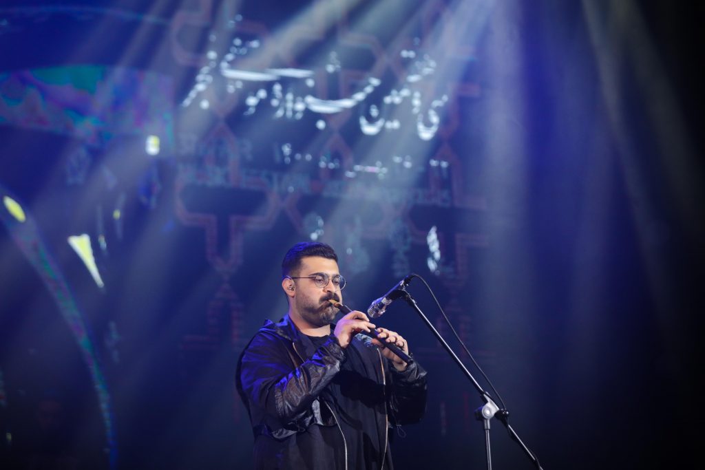 اجرای علی یاسینی در سی و هفتمین جشنواره موسیقی فجر