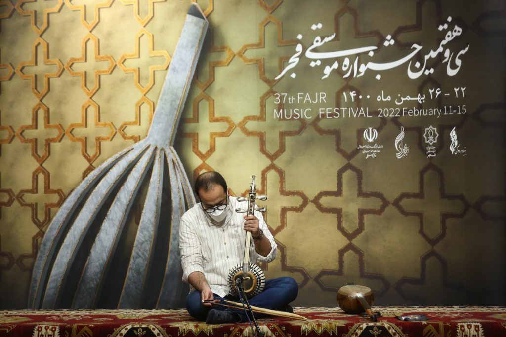 شب علی اصغر بهاری(حسان اینانلو)در سی و هفتمین جشنواره موسیقی فجر