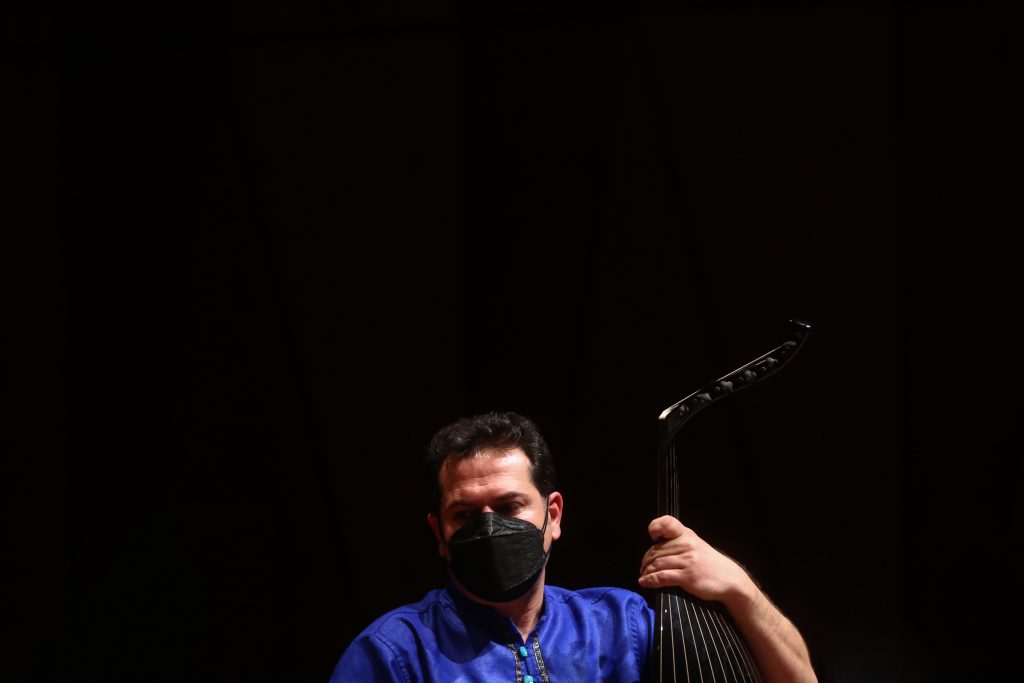 اجرای آواز سپهر در سی و هفتمین جشنواره موسیقی فجر