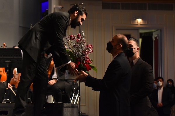 میزبانی ارکستر سمفونیک تهران از وزیر امور خارجه در جشنواره سی و هفتم فجر