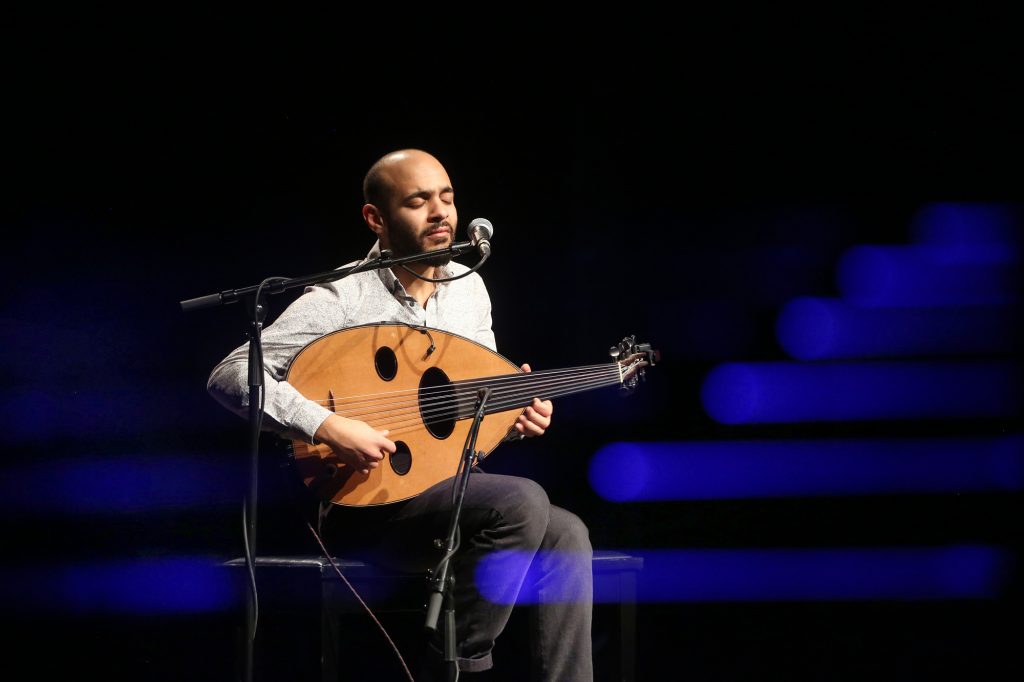 اجرای محمد ابوذکری از مصر در سی و هفتمین جشنواره موسیقی فجر