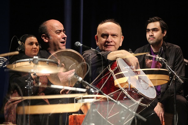 اجرای وحید اسداللهی در سی و هفتمین جشنواره موسیقی فجر