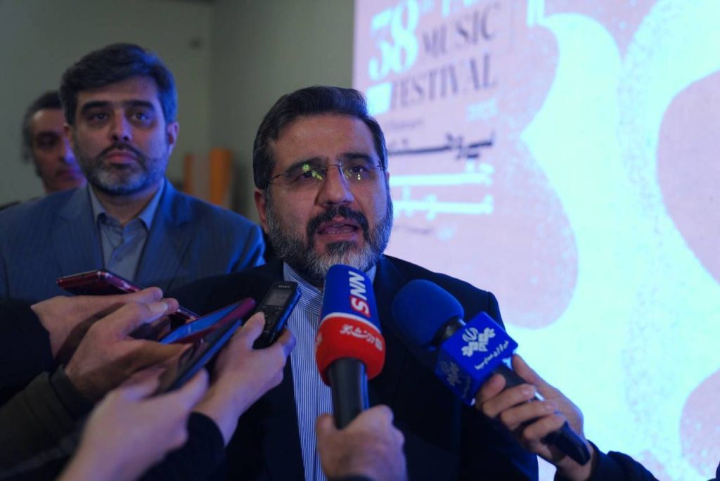 وزیر فرهنگ در حاشیه نخستین روز جشنواره موسیقی فجر مطرح کرد؛ حضور معنادار مردم و هنرمندان ویژگی ممتاز جشنواره موسیقی فجر امسال است/ حمایت از جشنواره‌های ملی و منطقه‌ای از رویکردهای اصلی وزارت فرهنگ در دوره جدید