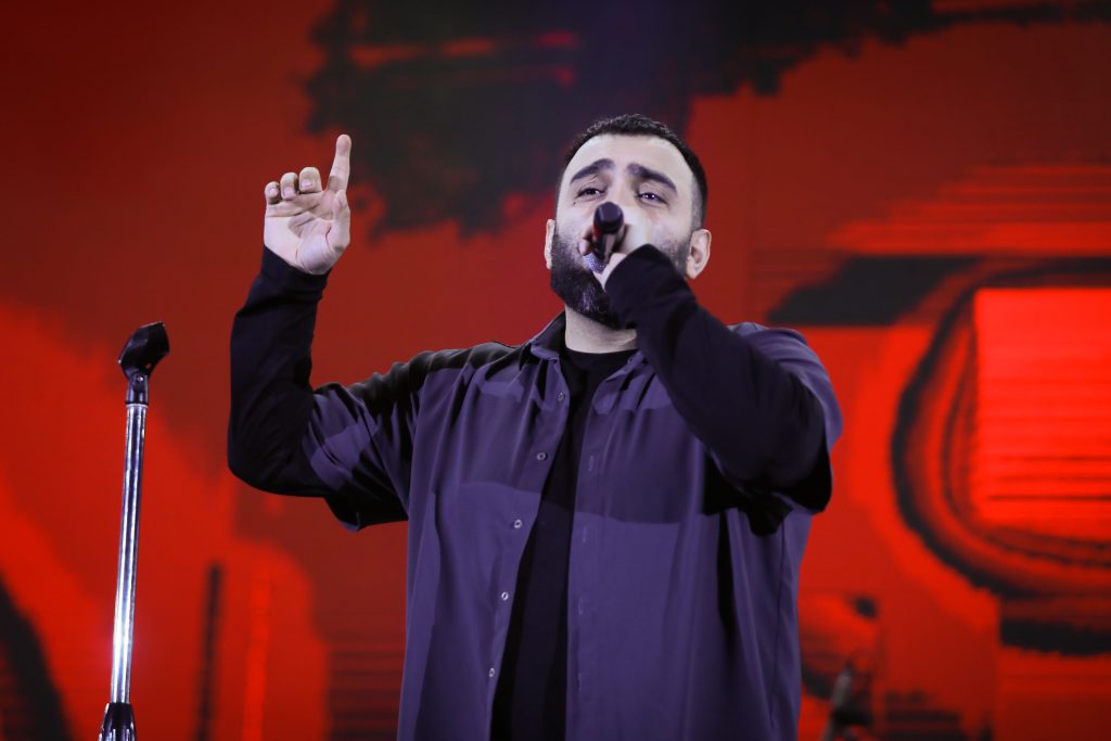 اجرای مسعود صادقلو در سی و هشتمین جشنواره موسیقی فجر