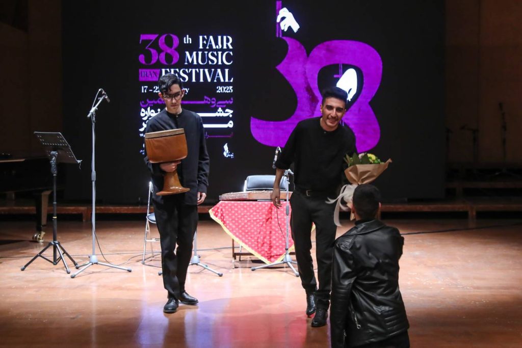 اجرای هنرستان های موسیقی پسران کشور در سی و هشتمین جشنواره موسیقی فجر