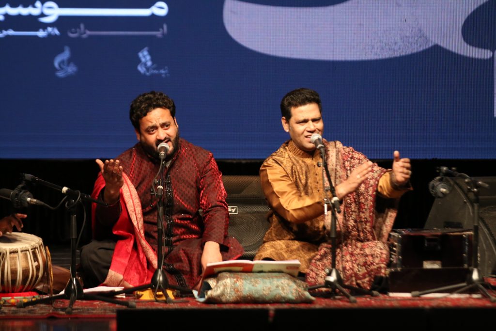 اجرای آصف علی خان از هند در سی و هشتمین جشنواره موسیقی فجر