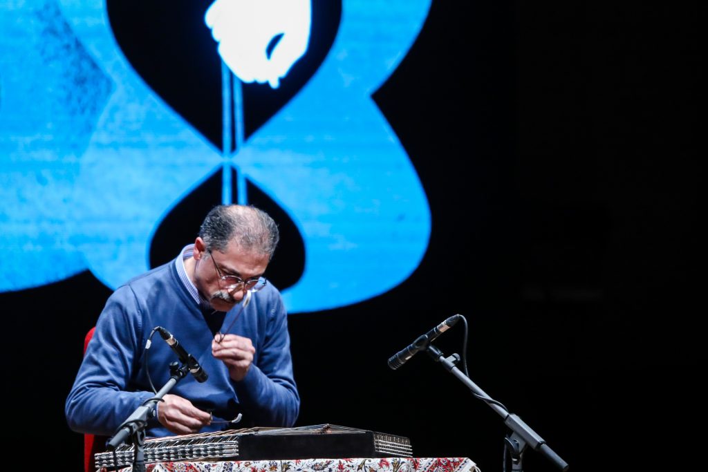 اجرای شب حسین ملک در سی و هشتمین جشنواره موسیقی فجر