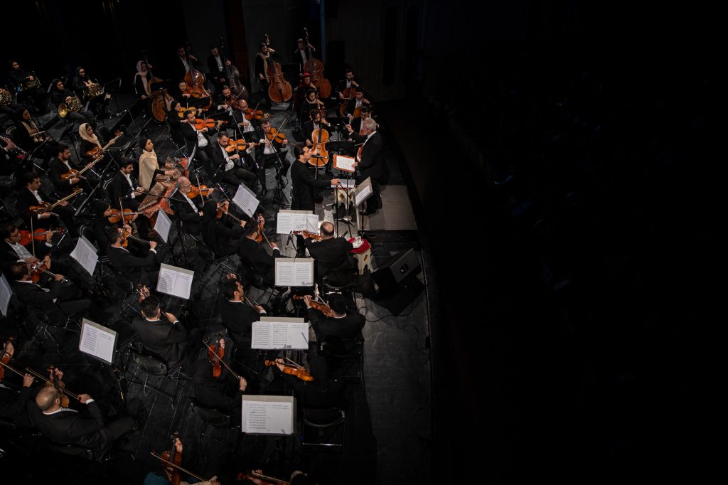 اجرای ارکستر ملی ایران در سی و نهمین جشنواره بین المللی موسیقی فجر