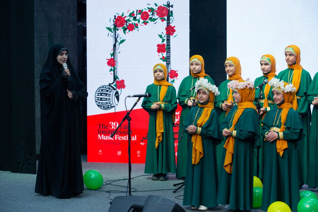 اجرای (شمیم یاس)و(ری نوا) در سی و نهمین جشنواره بین المللی موسیقی فجر