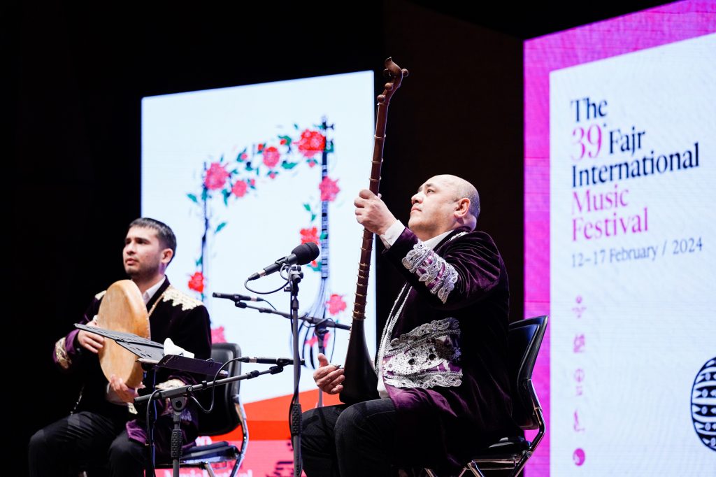 اجرای ابرار زوفاروف(ازبکستان) در سی و نهمین جشنواره بین المللی موسیقی فجر