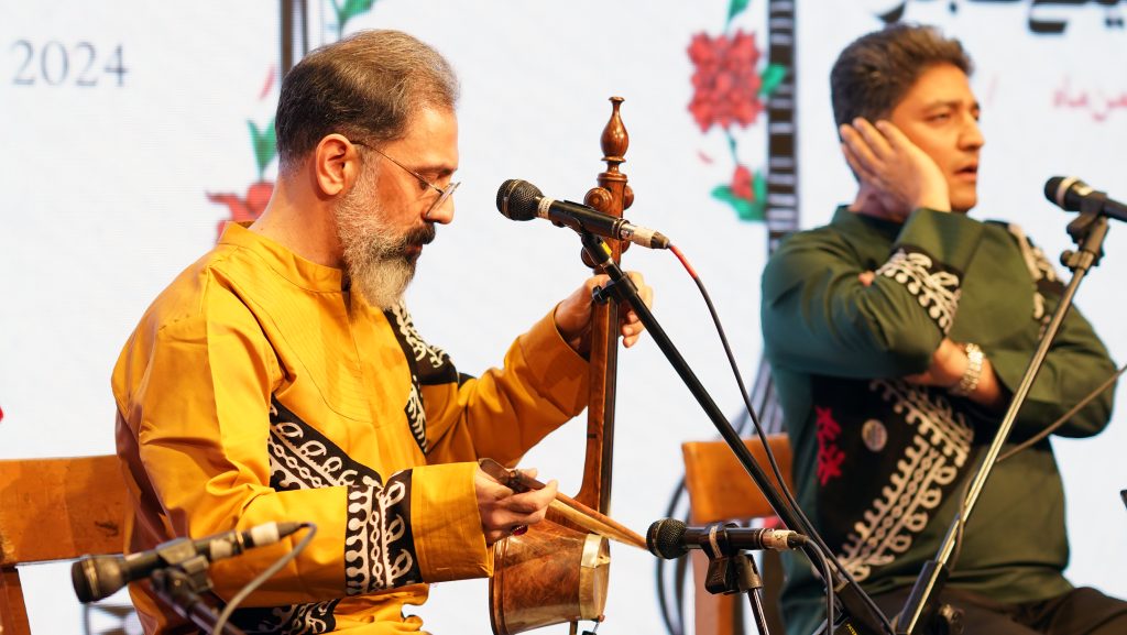 اجرای فلک الافلاک(لرستان) در سی و نهمین جشنواره بین المللی موسیقی فجر