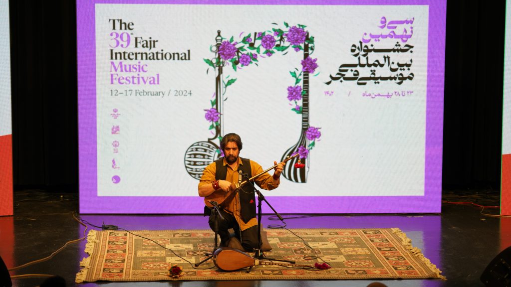 نوای دوتار خراسان در جشنواره موسیقی فجر