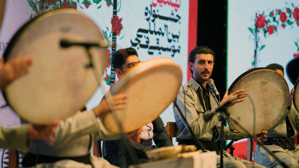 اجرای منصور مرادی در سی و نهمین جشنواره بین المللی موسیقی فجر