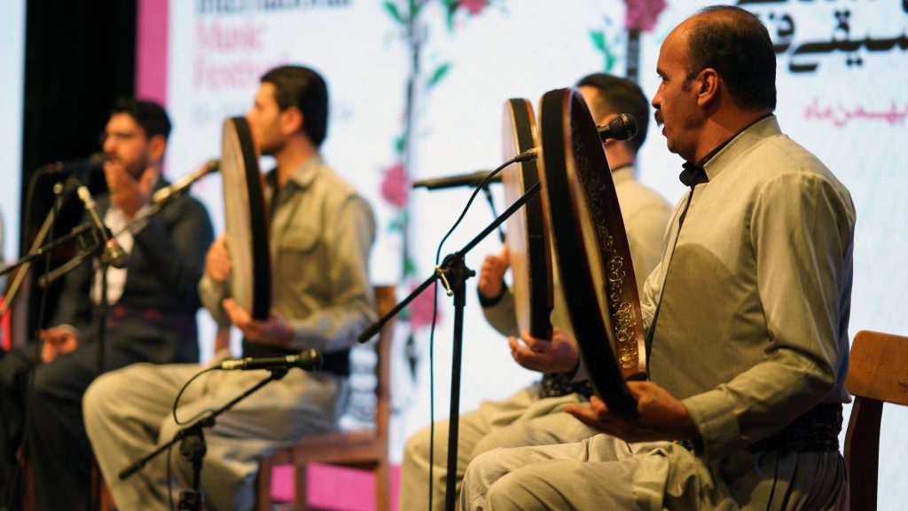 اجرای منصور مرادی در سی و نهمین جشنواره بین المللی موسیقی فجر