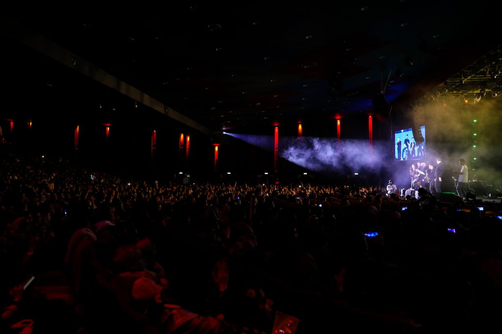 اجرای آرش و مسیح در سی و نهمین جشنواره بین المللی موسیقی فجر